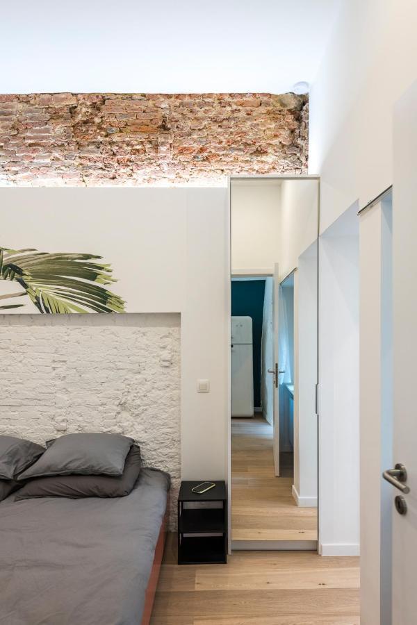 Beautiful Appartment In The Heart Of Антверпен Экстерьер фото